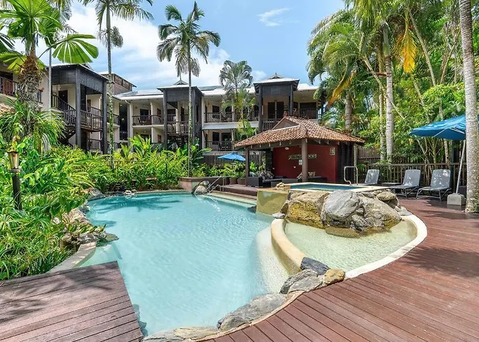 Poolside Villa - Hibiscus 40A